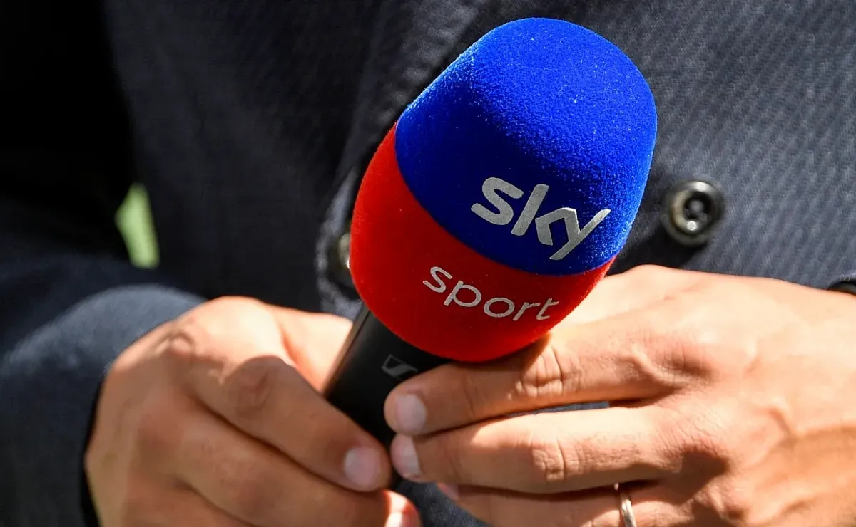 Serie A looking into buying Sky Italia from owners Comcast