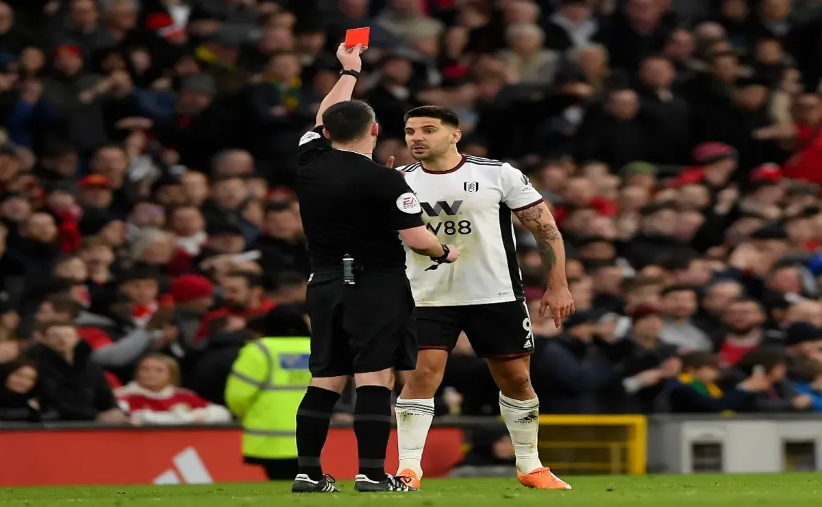 Mitrovic faces lengthy ban after shoving referee in FA Cup
