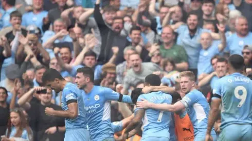Man City retain Premier League title with dramatic late comeback