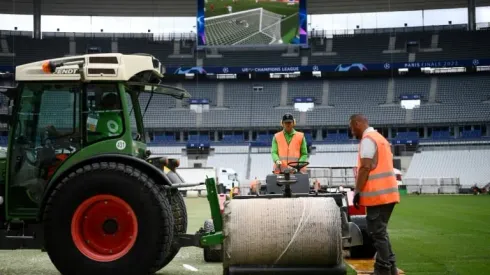 Stade de France gets new pitch for Champions League final