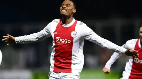 Bayern confirm signing of Dutch midfielder Gravenberch