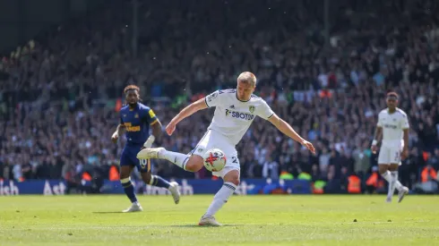 Leeds grab point to keep EPL survival hopes alive