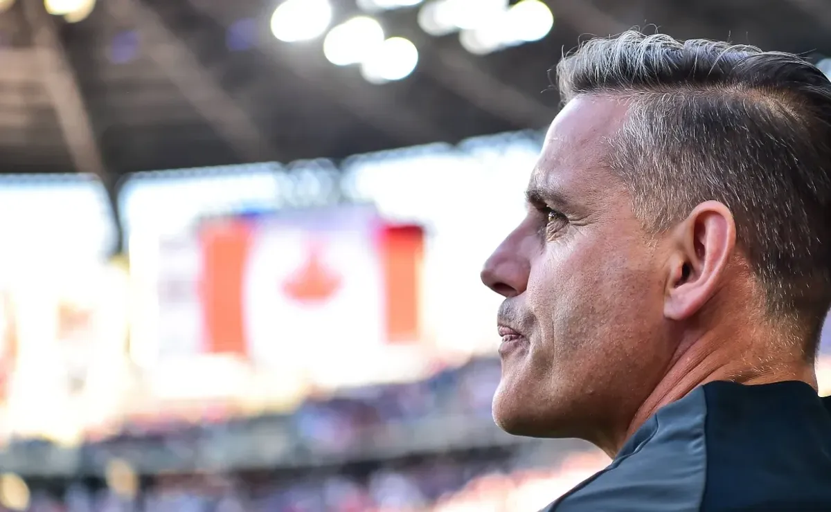 Herdman leaves Canada role to manage MLS club Toronto