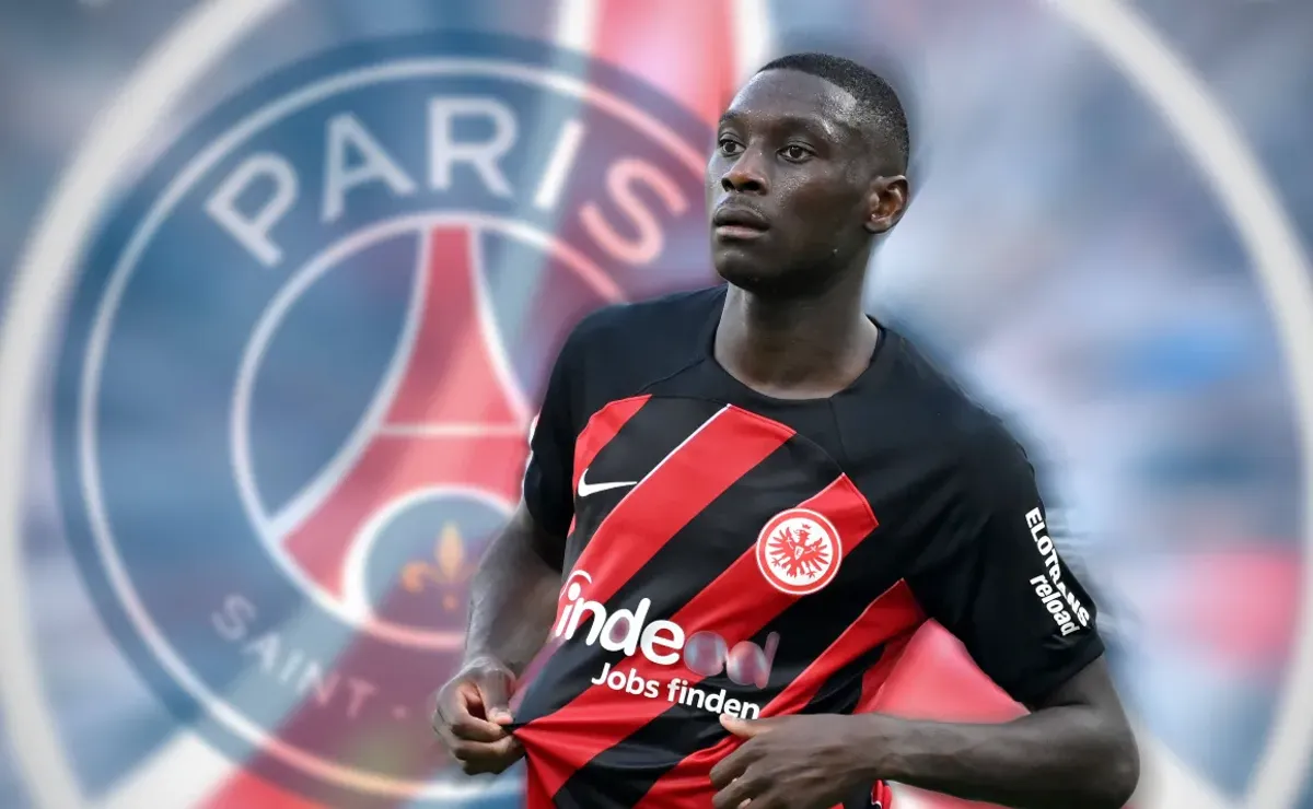 PSG confirms the signing of Kolo Muani from Frankfurt