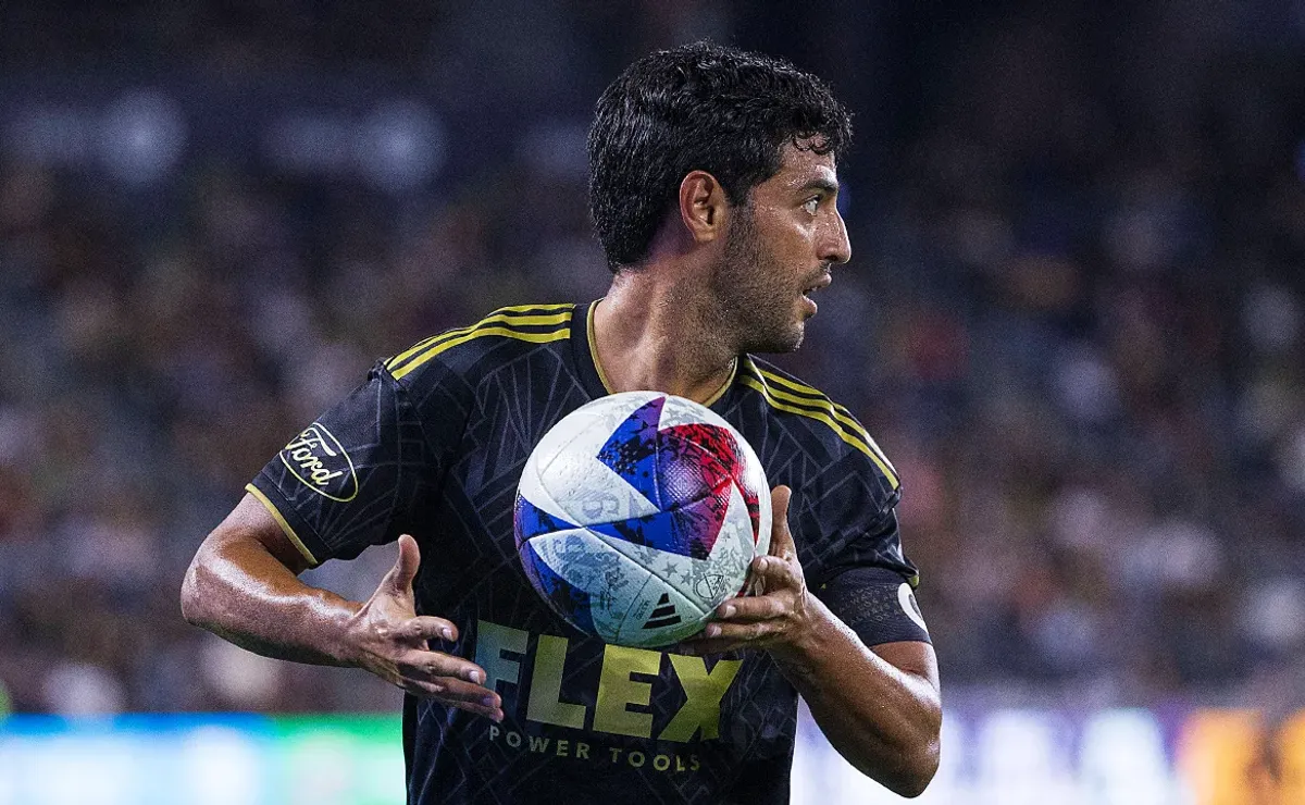 Carlos Vela joins fans in perplexity over new MLS Playoffs format