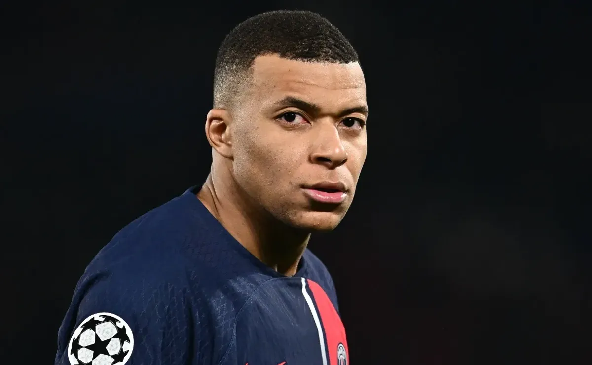 Liverpool targeting Mbappe depends on selling current star