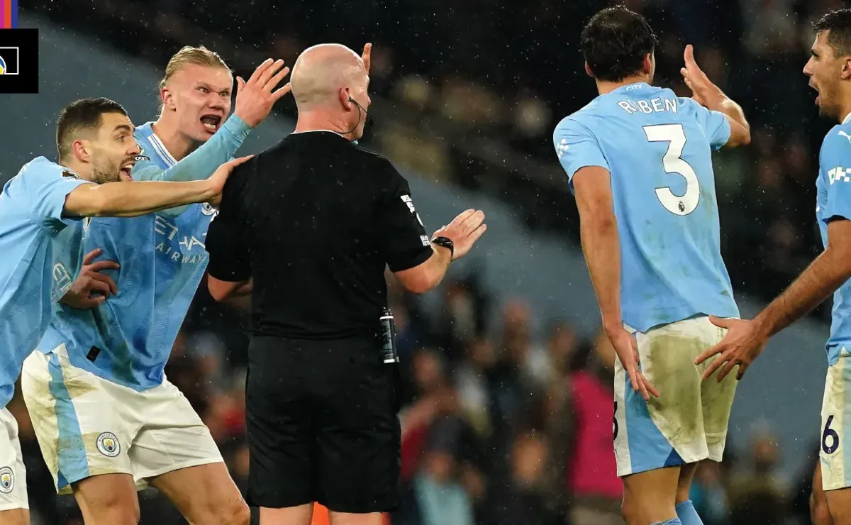 FA fine Man City $150,000 after players rage at referee
