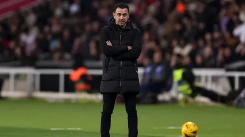 Xavi gives Lewandowski stern talking to after La Liga scare