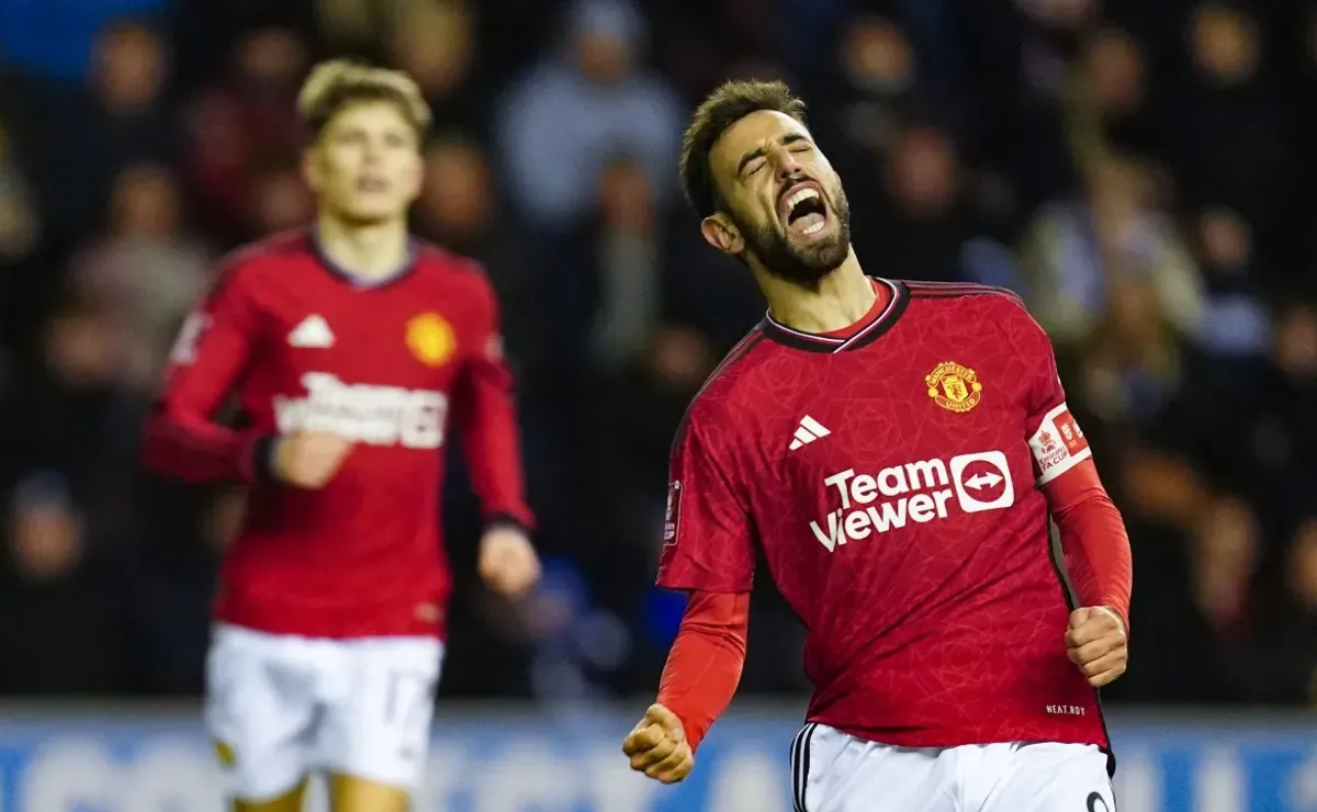 Man United advances to FA Cup fourth round with Wigan win