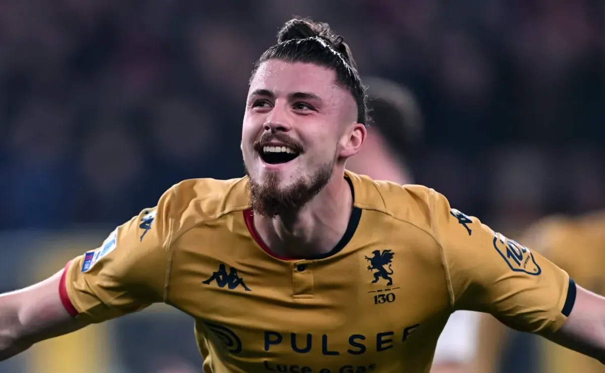 Spurs beat out Bayern to sign Genoa defender Dragusin