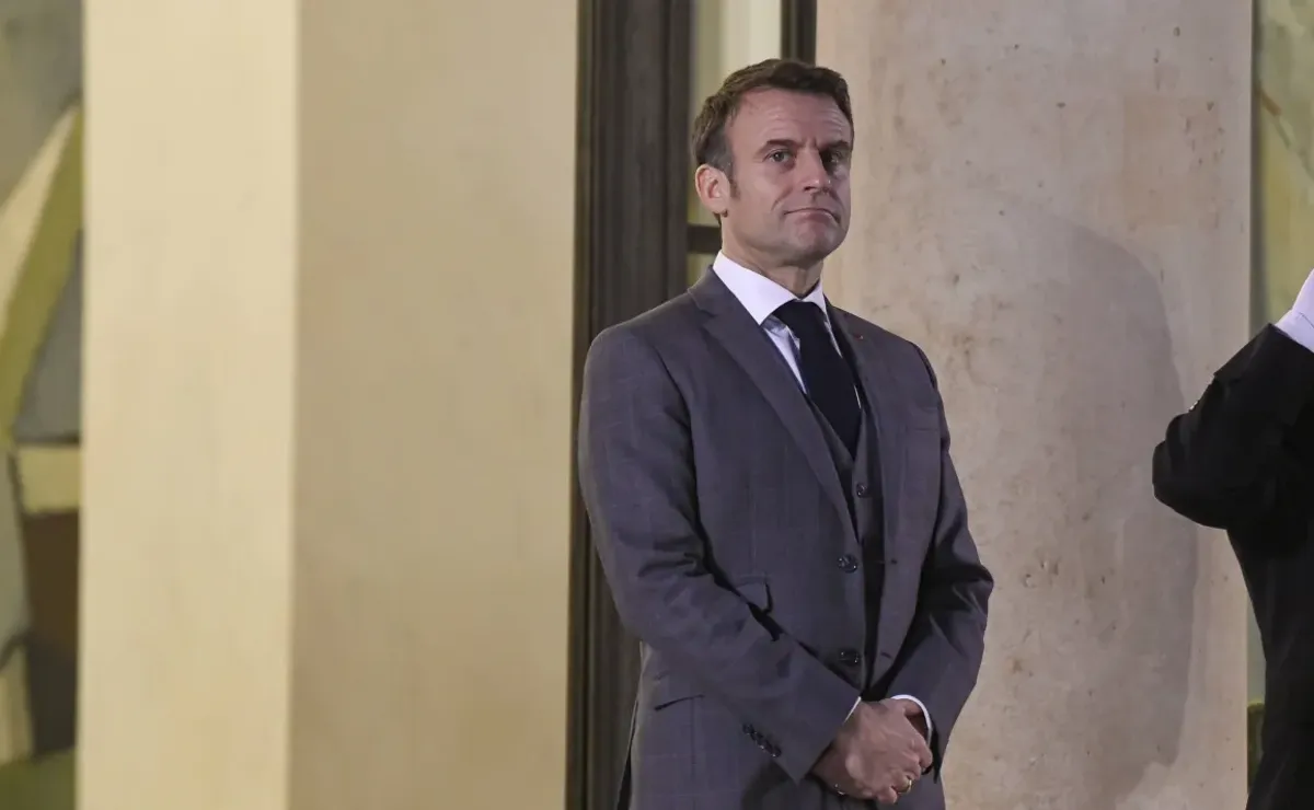 Macron urges EU to put the Super League out of existence