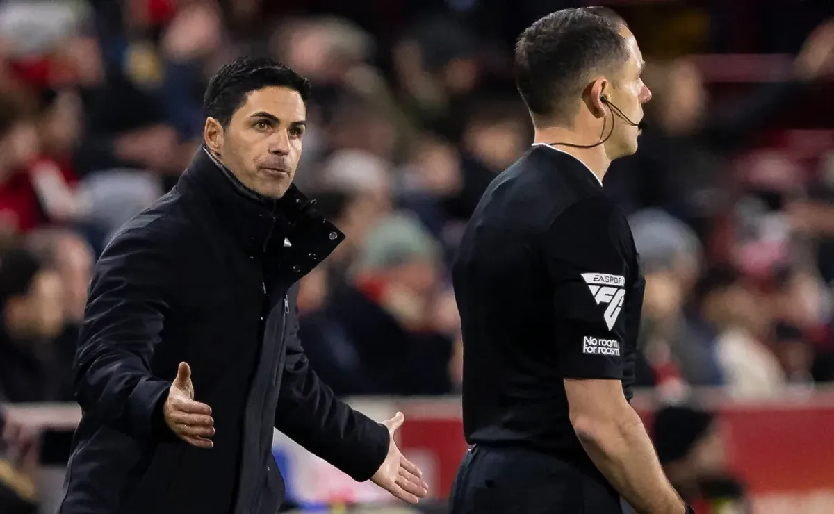 Arteta claims Premier League refereeing has improved since rant