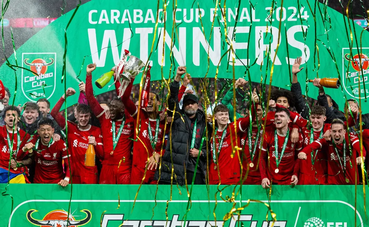 Van Dijk's late header gives Liverpool Carabao Cup triumph
