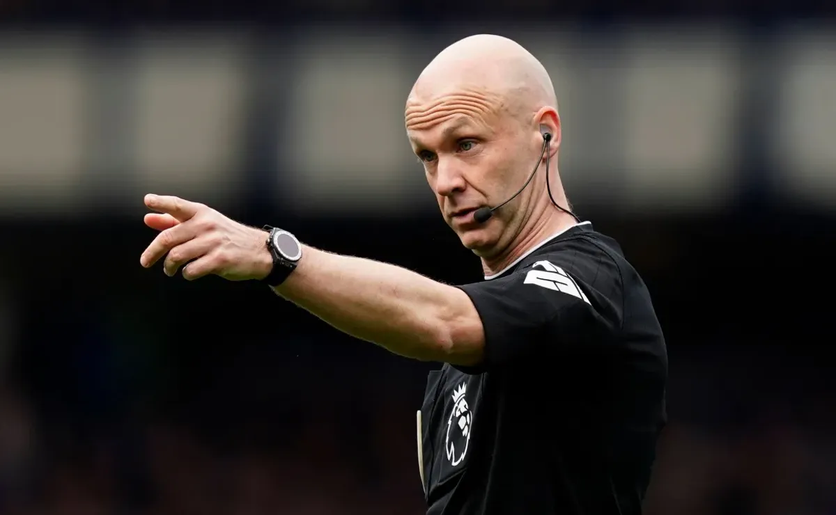Attwell, Taylor selected to ref Euro 2024 days after EPL debacle