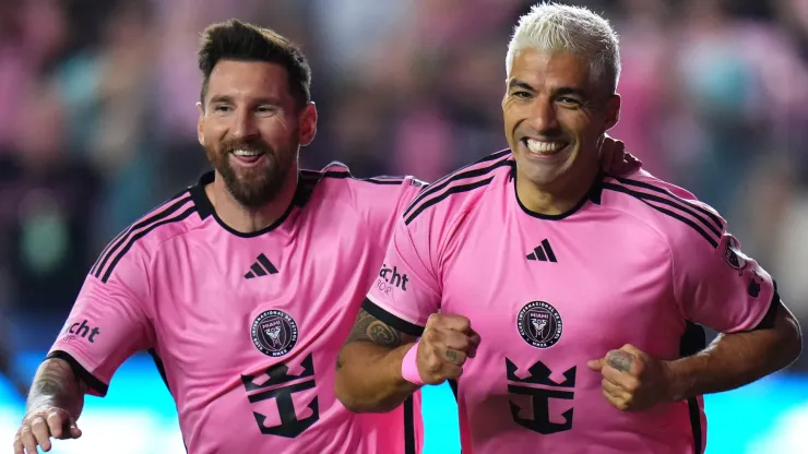 Luis Suárez #9 of Inter Miami celebrates a goal with Lionel Messi #10 during the first half against the Atlanta United during round one of the 2024 MLS Playoffs at Chase Stadium on October 25, 2024 in Fort Lauderdale, Florida.