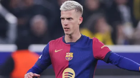 Dani Olmo FC Barcelona gives instructions in the UEFA Champions League game against Borussia Dortmund Signal Iduna Park.