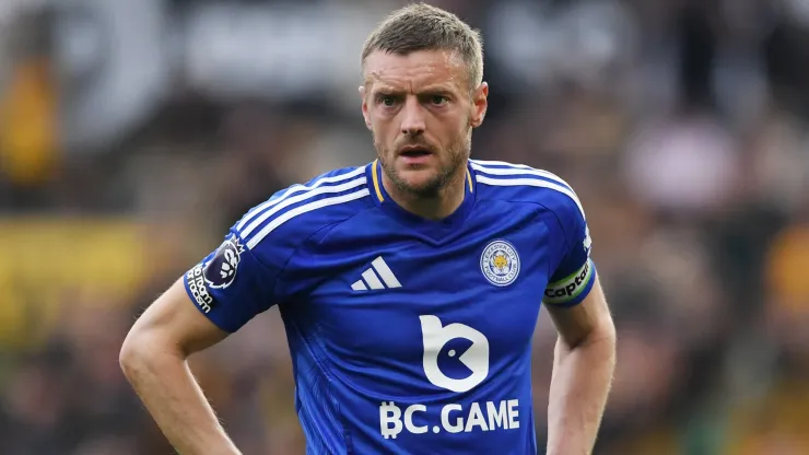 Jamie Vardy of Leicester City looks dejected during the Premier League match between Wolverhampton Wanderers FC and Leicester City FC at Molineux on April 26, 2025 in Wolverhampton, England.