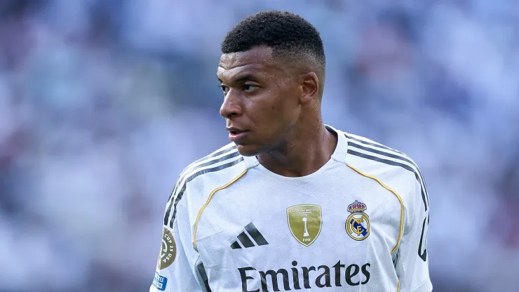 Rumors swirled about who would take Modrić’s No. 10—some even linked it to Brahim Díaz or Jude Bellingham—but inside the club, it was always about timing.