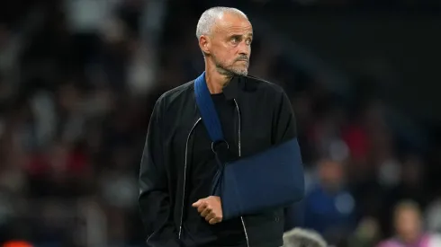 Luis Enrique, Head Coach of Paris Saint-Germain, looks on with his arm in a sling during the UEFA Champions League 2025/26 League Phase MD1 match between Paris Saint-Germain and Atalanta BC at Parc des Princes on September 17, 2025 in Paris, France.