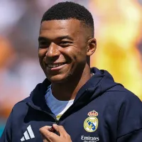 Kylian Mbappé reacts to PSG’s Champions League win over Barcelona with 6-word message for Hakimi