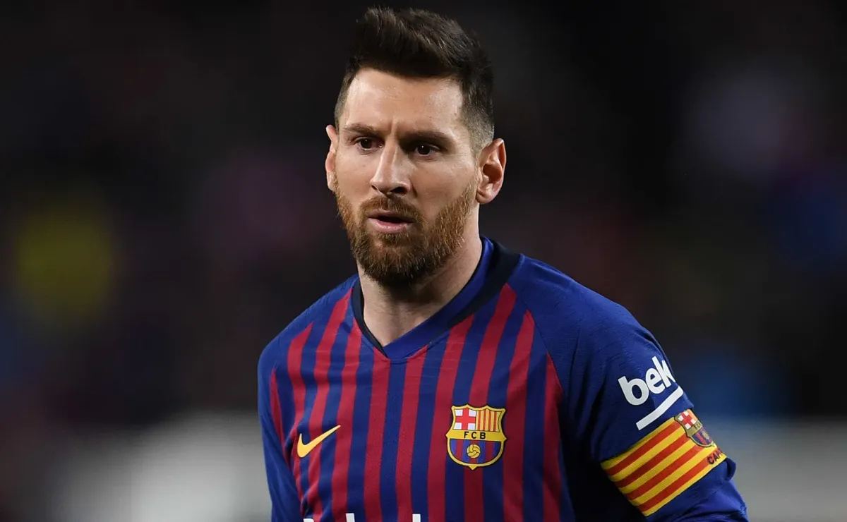 Lionel Messi pulled back into FC Barcelona rumors after presidential candidate makes bold return claim
