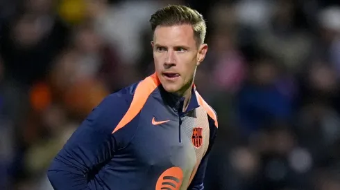 Marc-Andre ter Stegen of FC Barcelona warms up prior to the Copa del Rey match against CD Guadalajara.