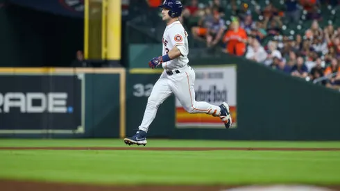 HOUSTON, TX - MAY 05: Houston Astros third baseman Alex Bregman (2) hits a double in the bottom of the sixth inning during the baseball game between the Detroit Tigers and Houston Astros on May 5, 2022 at Minute Maid Park in Houston, Texas. (Photo by Leslie Plaza Johnson/Icon Sportswire via Getty Images)