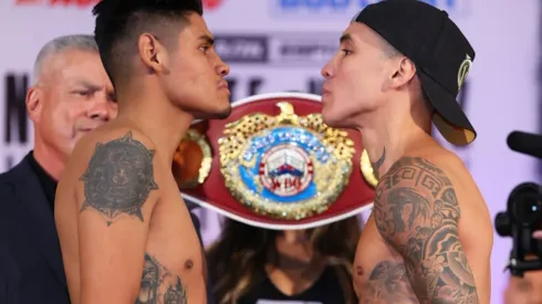Emanuel “Vaquero” Navarrete y Oscar Valdez.
Top Rank