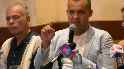 Presidente IBA Umar Kremlev dirige sus dardos a Thomas Bach del COI