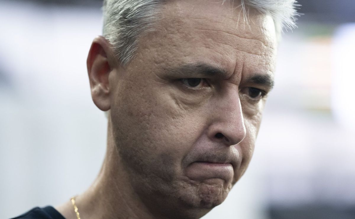 Bomba Tiago Nunes acaba de receber notícia 'devastadora' no Botafogo