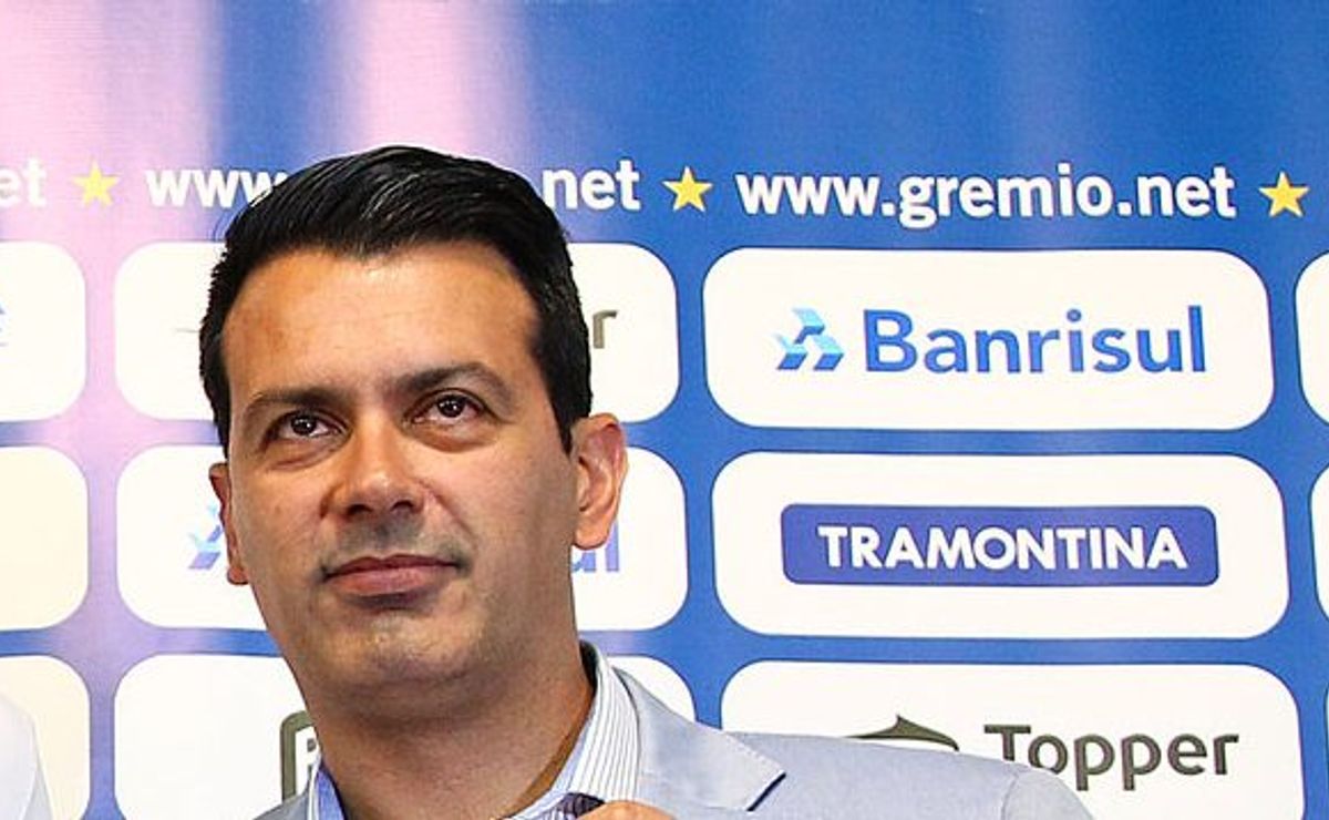 Rui Costa aprovado, a chance de dar ADEUS é essa e o São Paulo sabe ...