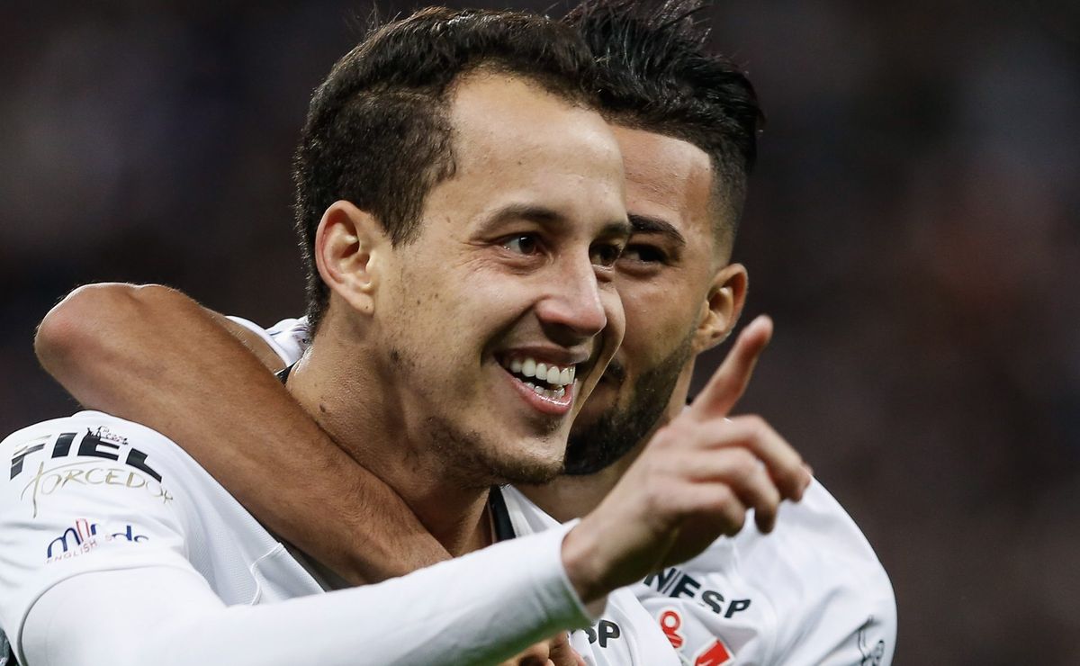 Rodriguinho anuncia aposentadoria e inicia carreira como empresário