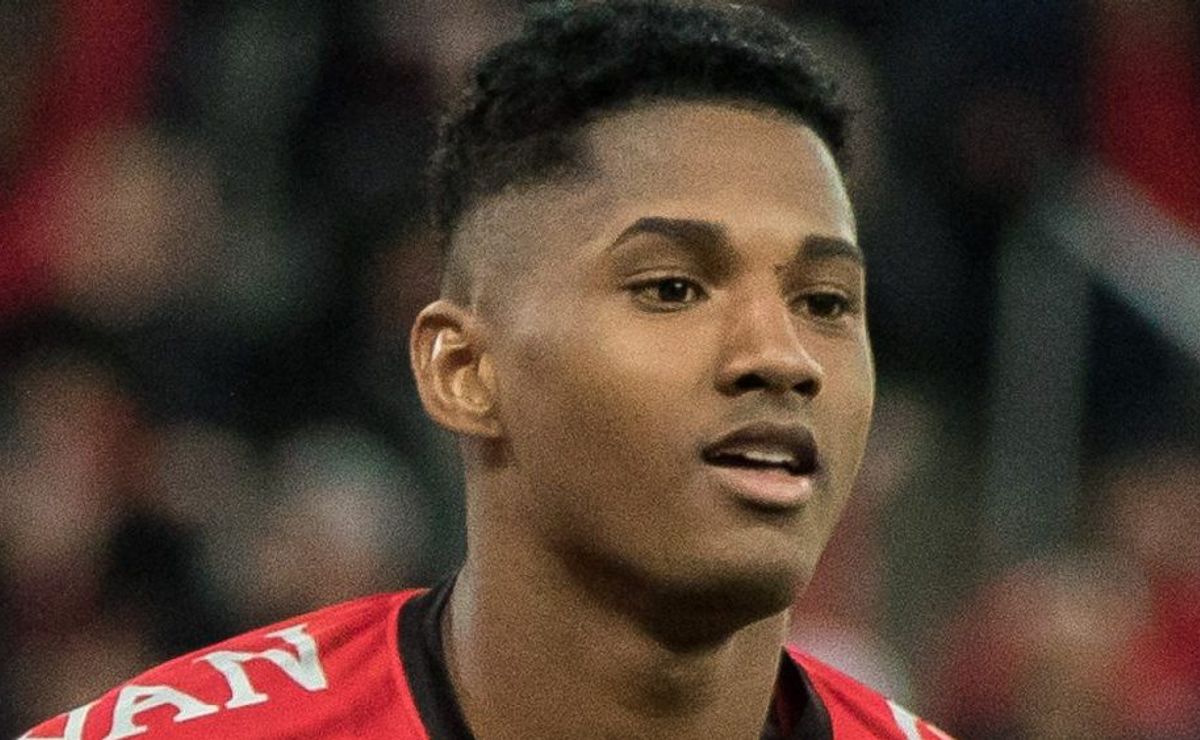 Athletico Paranaense vai receber R$ 13 milhões por negociação de Abner ...