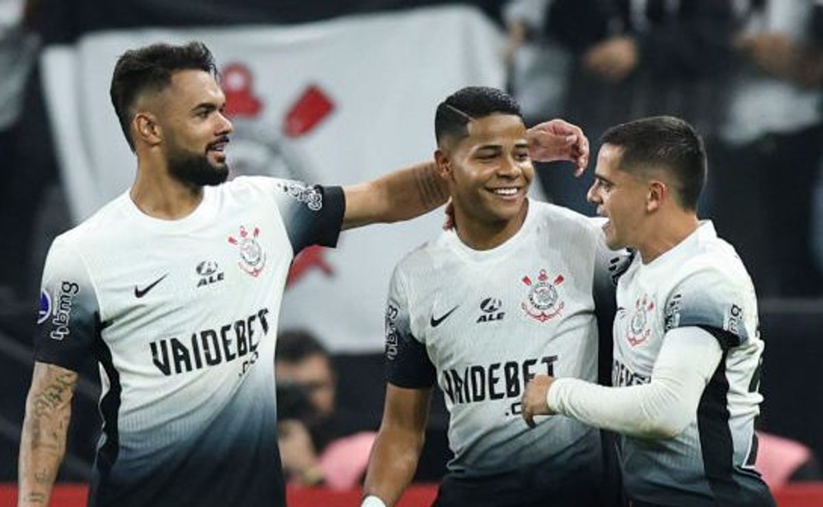 Sul-Americana: Saiba quais são os clubes brasileiros com mais vitórias ...