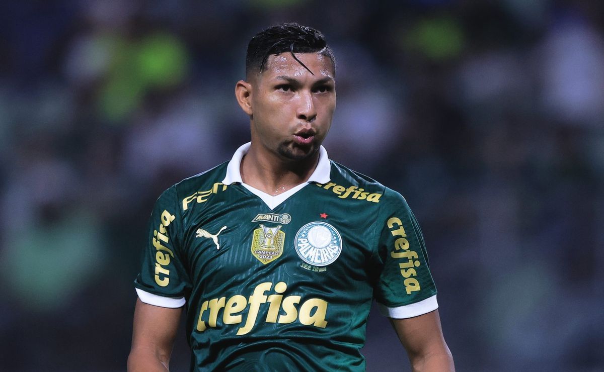 Oli Driver Rony Rony chega a 25 jogos seguidos pelo Palmeiras e lidera elenco em 2024