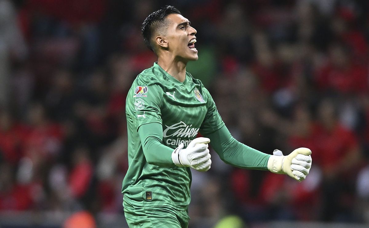 Chivas: Afición elogia debut de Raúl Rangel en Toluca - Rebaño Pasión