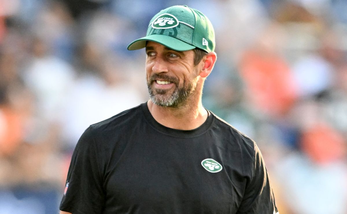 Aaron Rodgers throws shade at Packers with surprising comment about Aaron Rodgers throws shade at Packers with surprising comment about