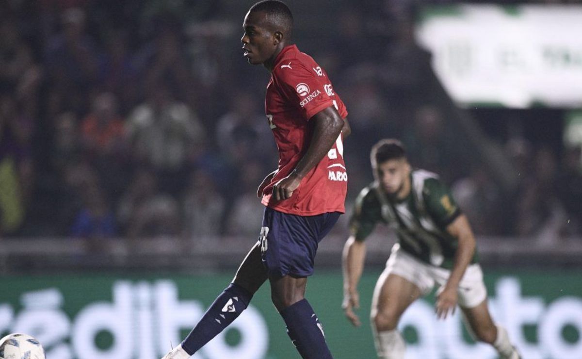 Jhonny Quiñónez le dio la victoria a Independiente y fue el mejor