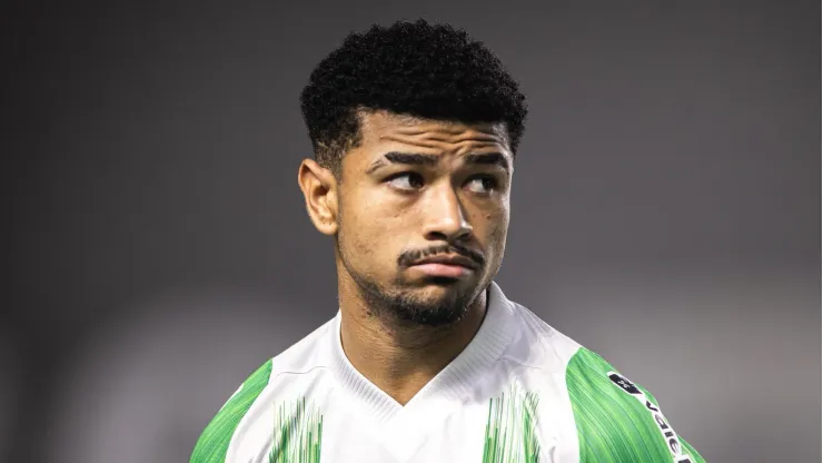 Palmeiras tem interesse em contratação do atacante Lucas Ronier, do ...