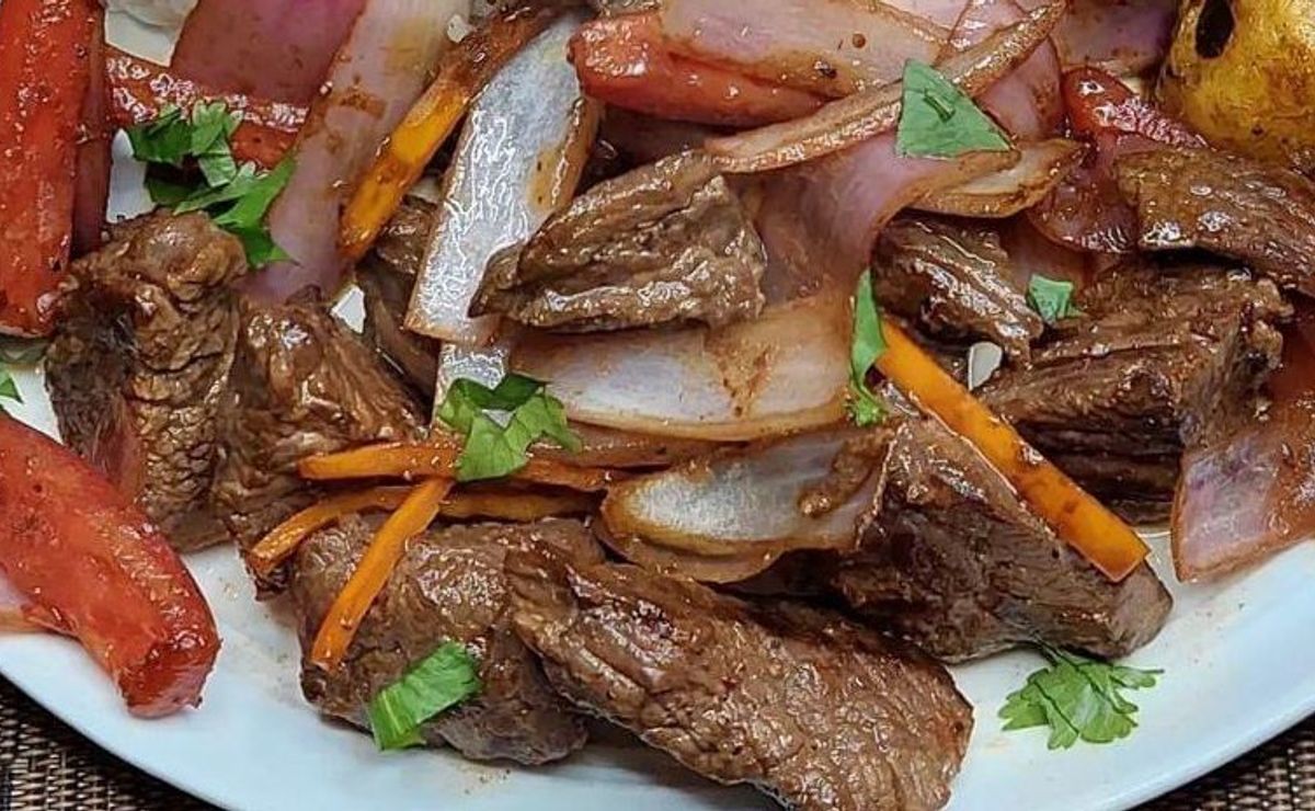 Receta de lomo saltado el plato favorito de la cocina peruana: Almuerzos
