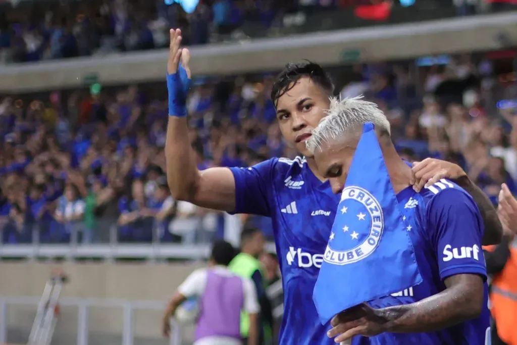 MG – BELO HORIZONTE – 09/11/2024 – BRASILEIRO A 2024, CRUZEIRO X CRICIUMA – Gabriel Veron jogador do Cruzeiro comemora seu gol durante partida contra o Criciuma no estadio Mineirao pelo campeonato Brasileiro A 2024. Foto: Gilson Lobo/AGIF