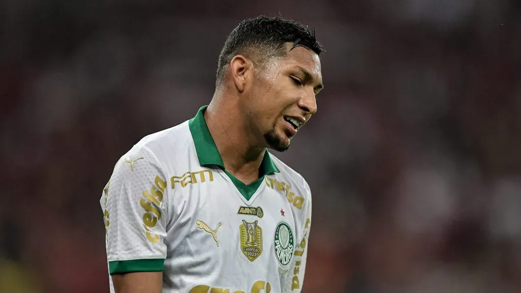 Rony, durante partida da Copa do Brasil 2024 - Foto: Thiago Ribeiro/AGIF.