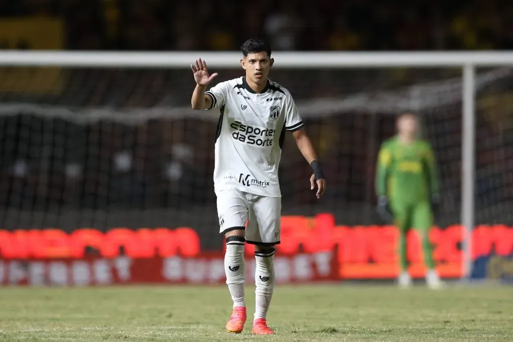Pulga durante a partida entre Sport e Ceará pela Serie B 2024. Foto: Marlon Costa/AGIF