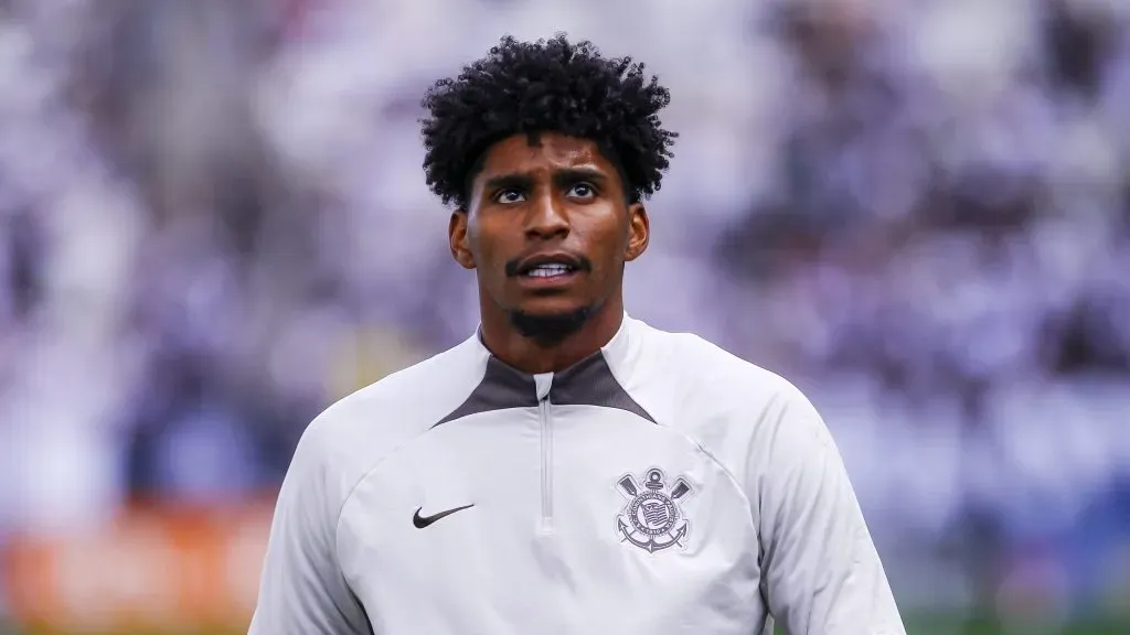 Hugo virou assunto no Timão - Foto: Marco Miatelo/AGIF.