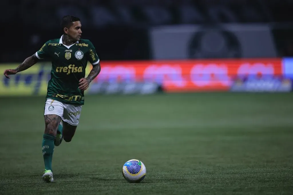 Dudu durante partida contra o Vitória no Campeonato Brasileiro A 2024. Foto: Ettore Chiereguini/AGIF