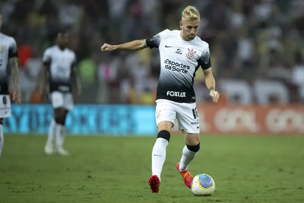 Pedro Henrique durante partida contra o Fluminense pelo Campeonato Brasileiro A 2024. Foto: Jorge Rodrigues/AGIF
