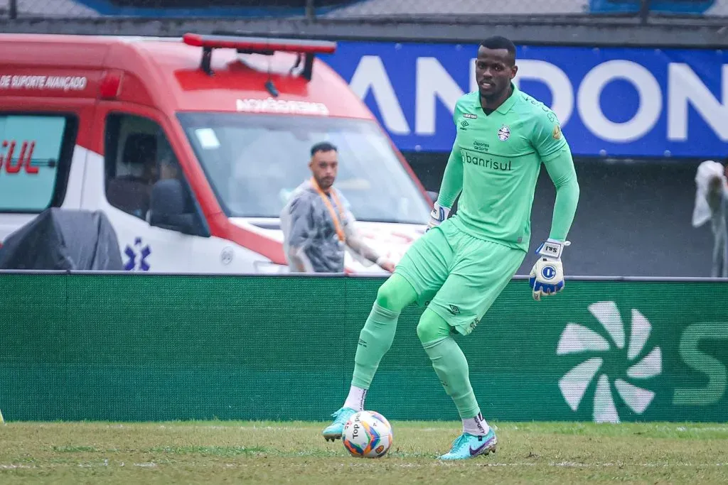 Caique jogador do Gremio durante partida contra o Caxias no estadio Centenario pelo campeonato Gaucho 2024. Foto: Maxi Franzoi/AGIF