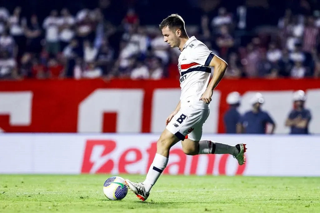 Galoppo jogador do São Paulo durante partida contra o Internacional no Morumbi pelo campeonato Brasileiro A 2024. Foto: Marco Miatelo/AGIF