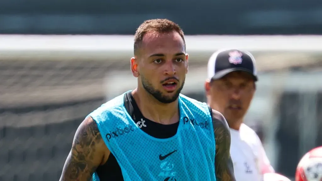 Maycon fica no Timão - Foto: Marcello Zambrana/AGIF.