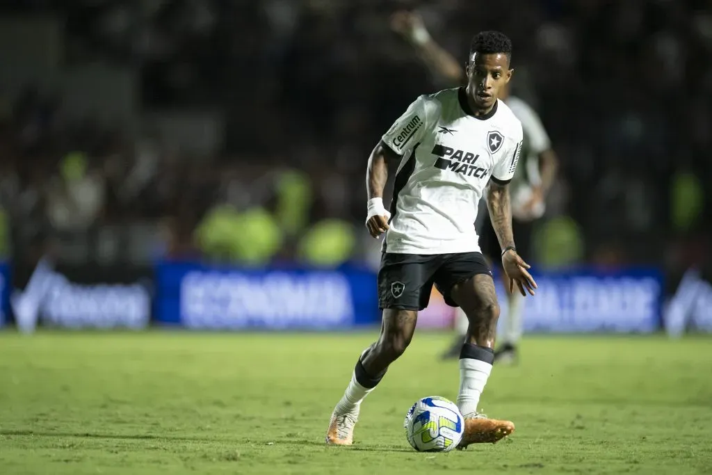 Tchê Tchê durante partida contra o Vasco no Campeonato Brasileiro A 2023. Foto: Jorge Rodrigues/AGIF